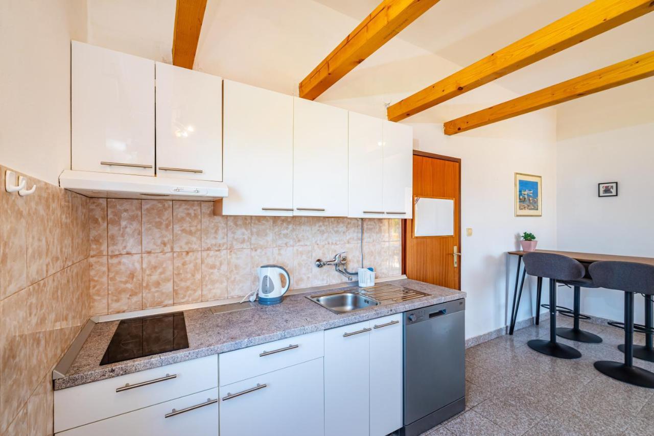 Apartment Sea And Mountain With Pool Novigrad  Exteriér fotografie