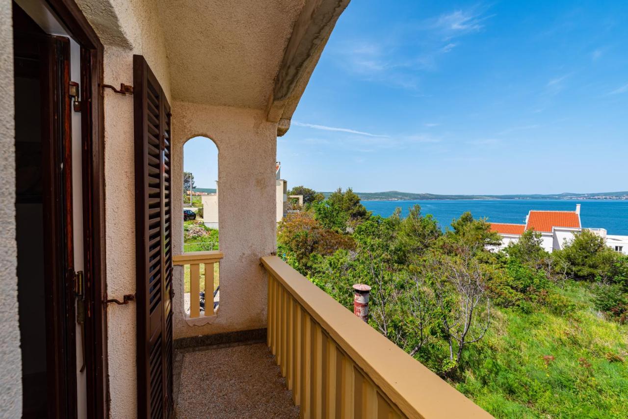 Apartment Sea And Mountain With Pool Novigrad  Exteriér fotografie